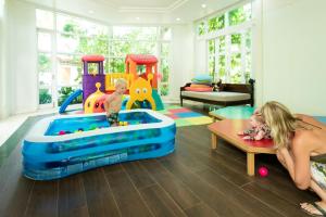 wake up aonang hotel