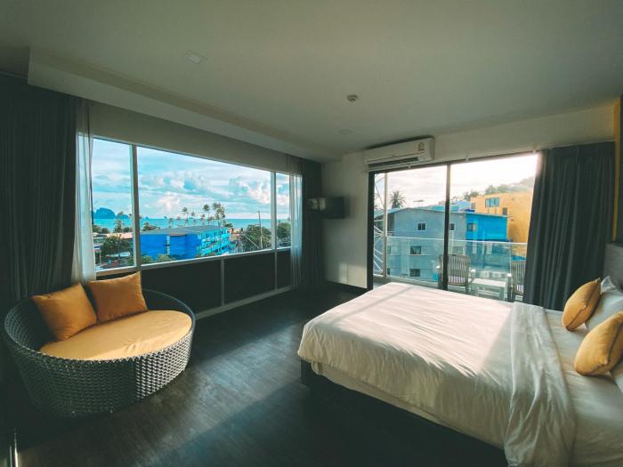 wake up aonang hotel