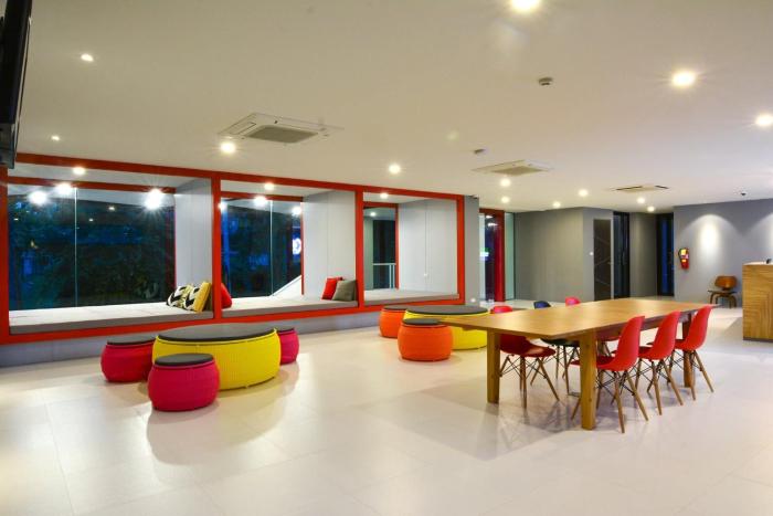 wake up aonang hotel