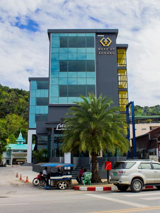 wake up aonang hotel