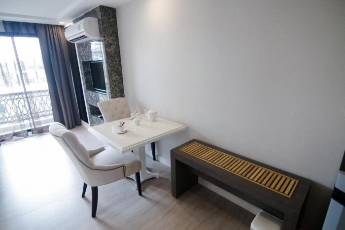 hope land hotel sukhumvit 8