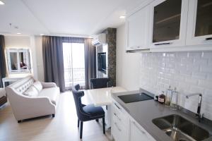 hope land hotel sukhumvit 8