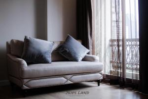 hope land hotel sukhumvit 8