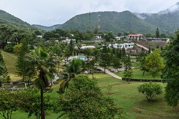 Swiss Valley Hip Resort,Ratchaburi>>Ban Bo Wi,4 star