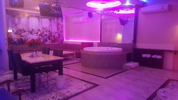 relax villa hotel