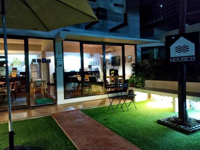 house 23 guesthouse