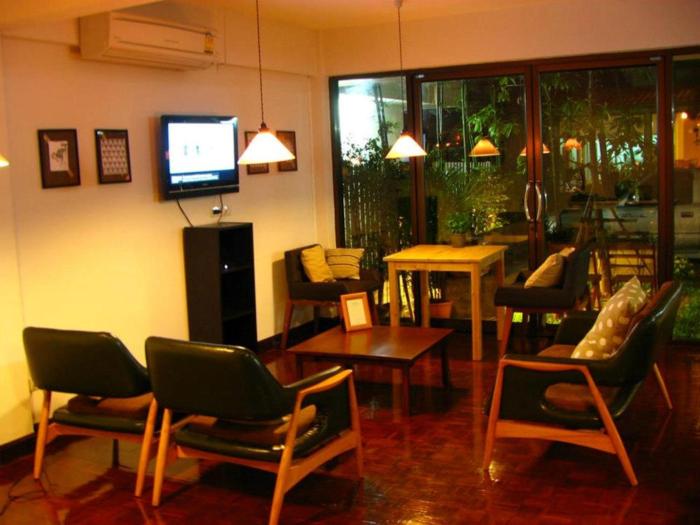 house 23 guesthouse