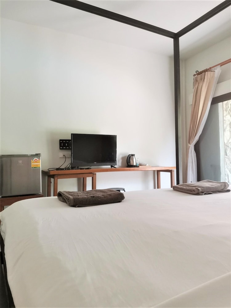 natai house