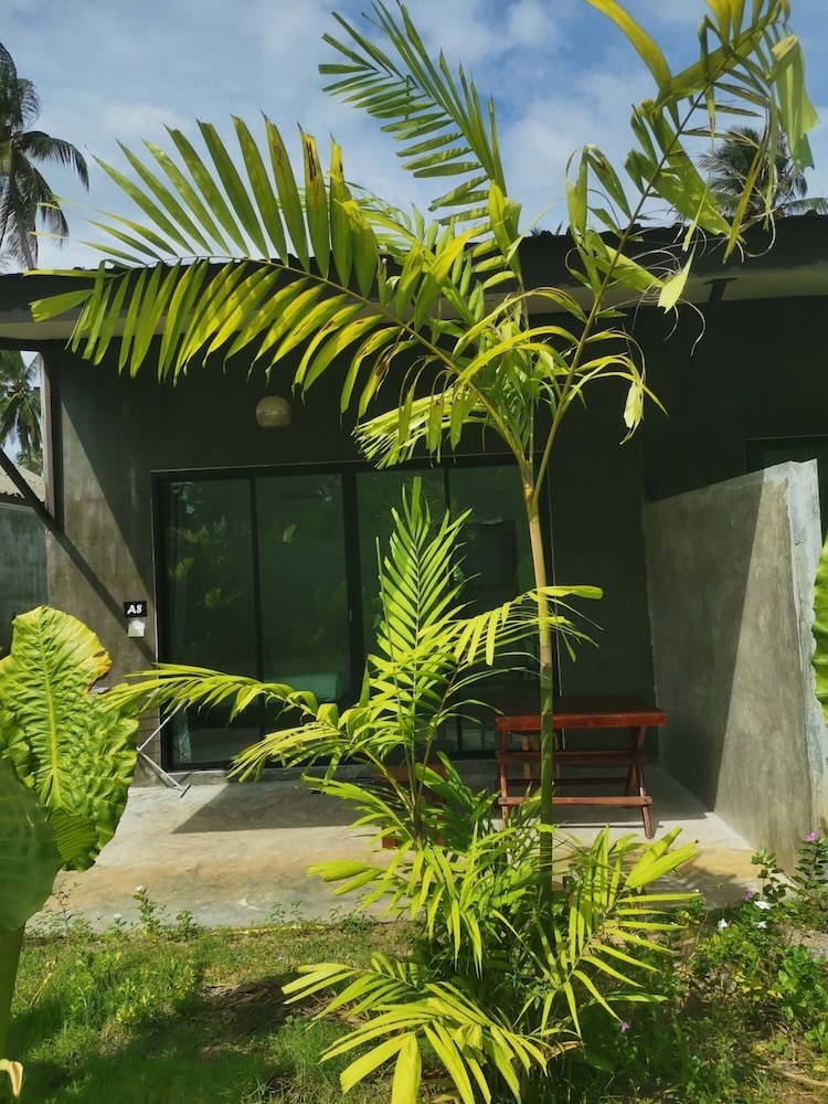 natai house