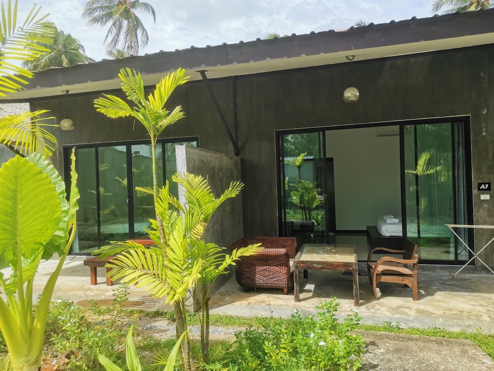 natai house