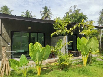 natai house