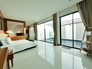 the vista pool villa