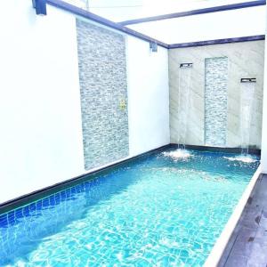 the vista pool villa
