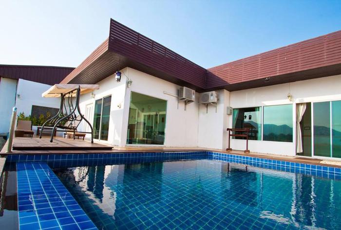 the vista pool villa