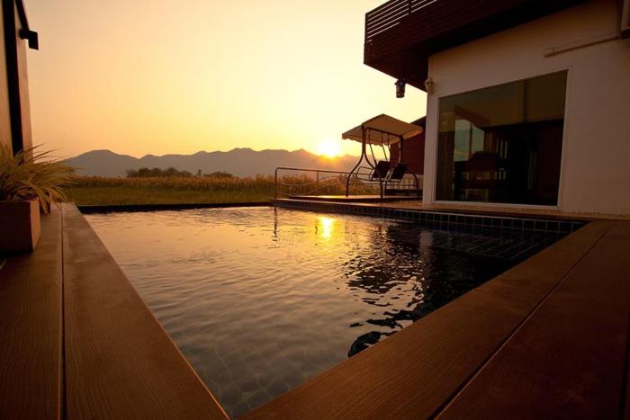 the vista pool villa