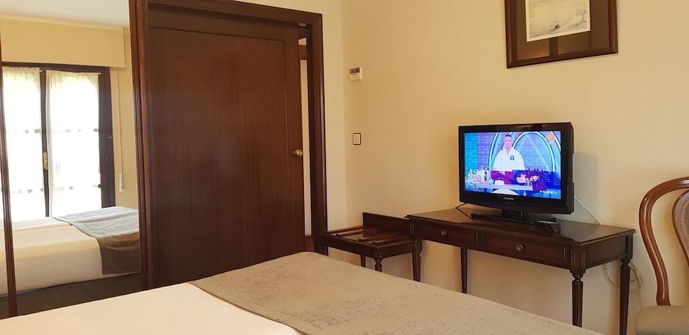 Gran Hotel Paraiso,Cue>>Asturias,3 star