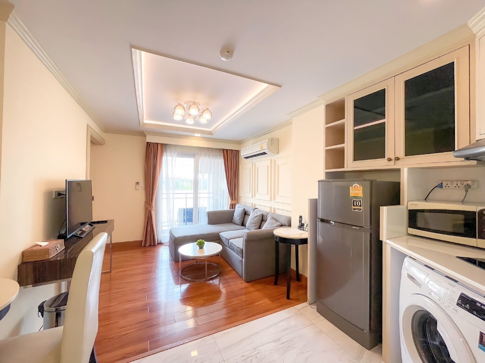 aspira hana executive apartment thonglor