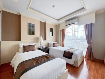 aspira hana executive apartment thonglor