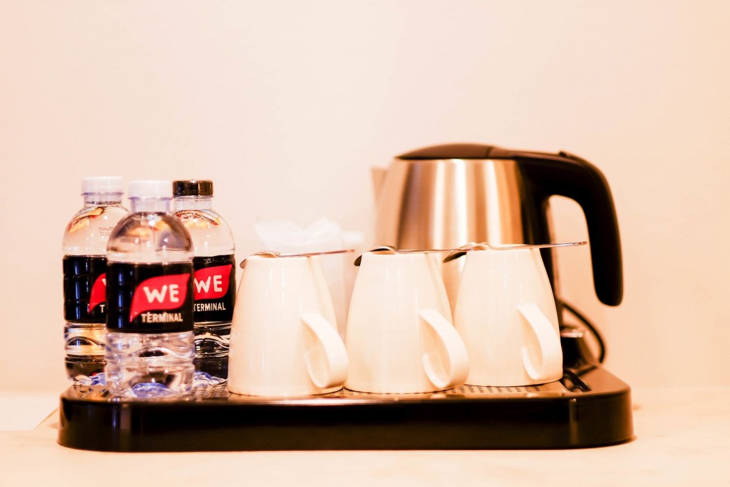 we terminal hotel