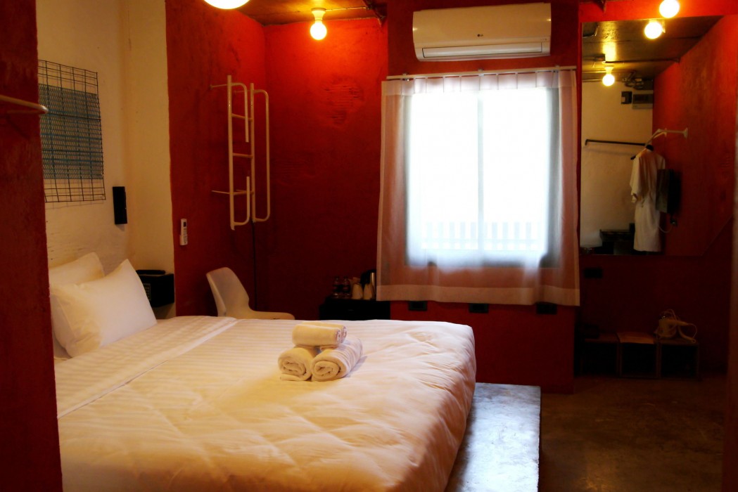 we terminal hotel