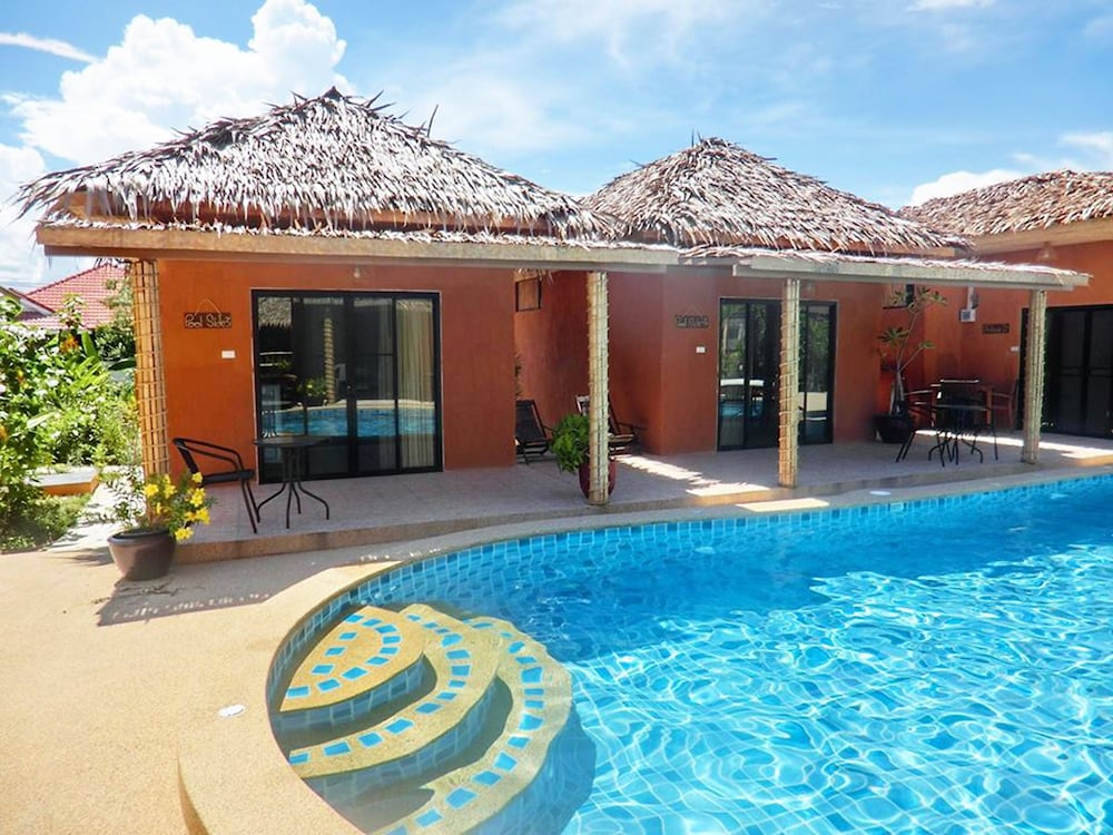 panisara pool villa