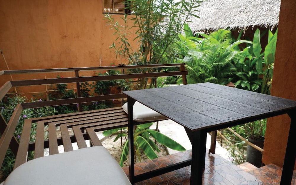 panisara pool villa