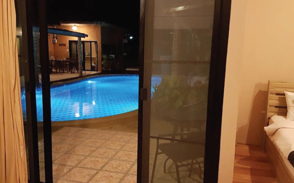 panisara pool villa