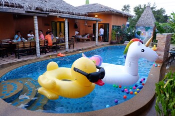 panisara pool villa