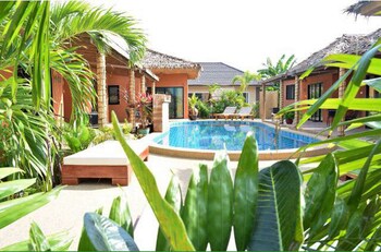 panisara pool villa