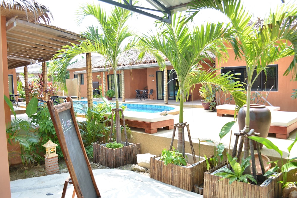 panisara pool villa