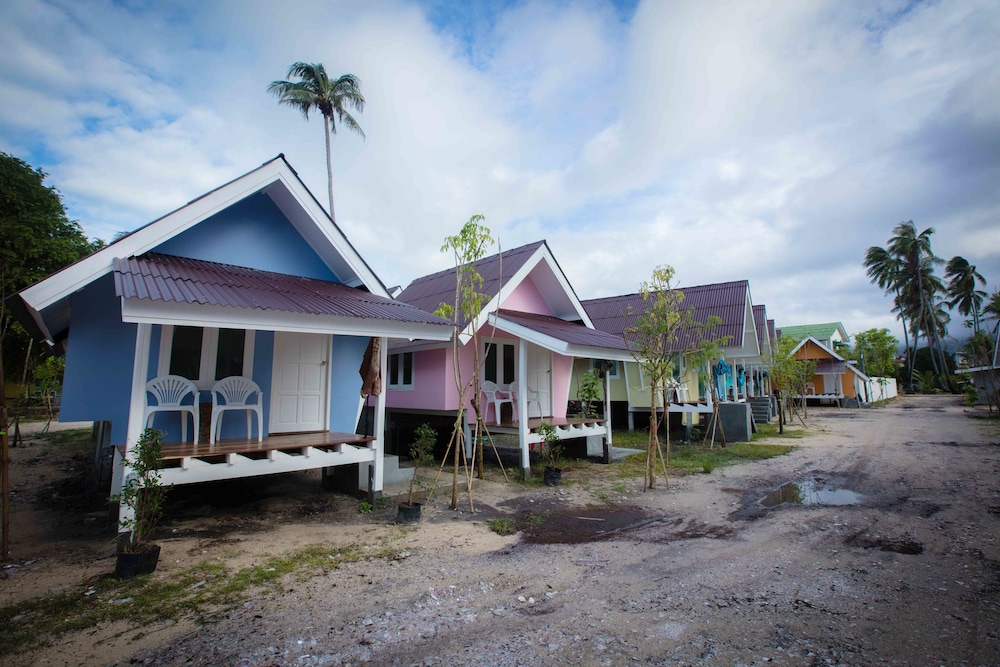 the pier koh phangan