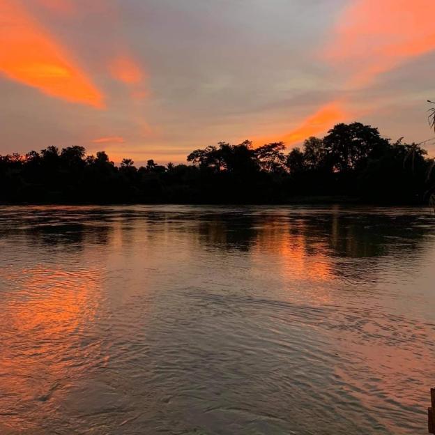 the antique riverside