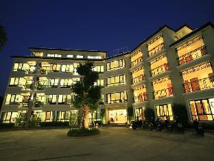 the xym hotel