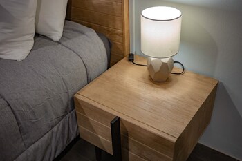 the beach cha am suite