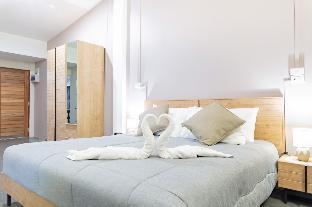 the beach cha am suite