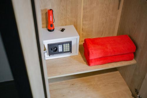 the beach cha am suite