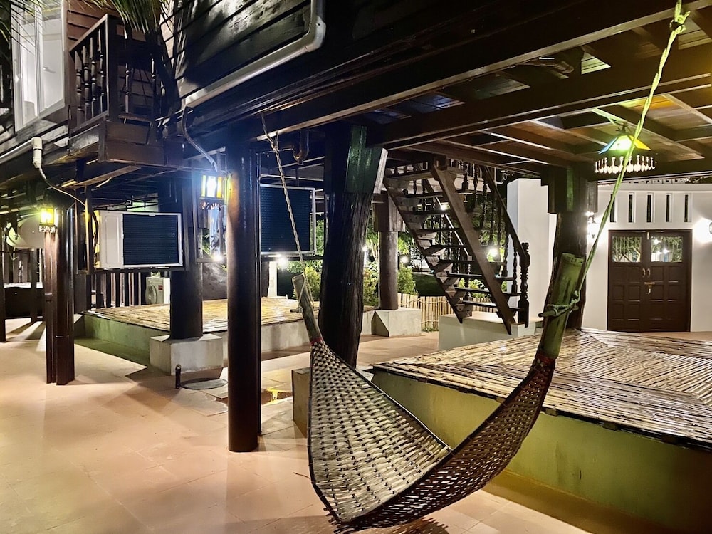 the white house boutique chiangrai