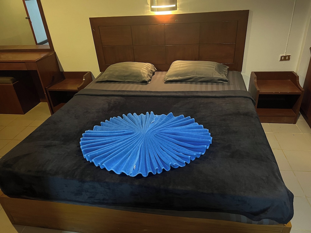 the little mermaid guesthouse and restaurant