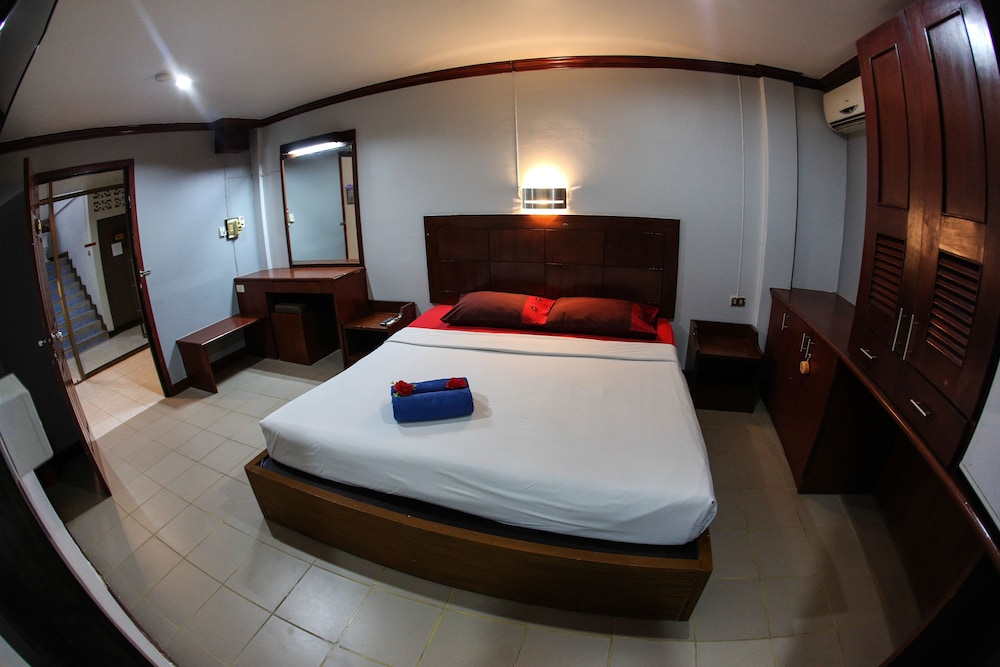 the little mermaid guesthouse and restaurant