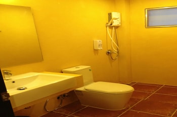 the sixnature resort bangsaen