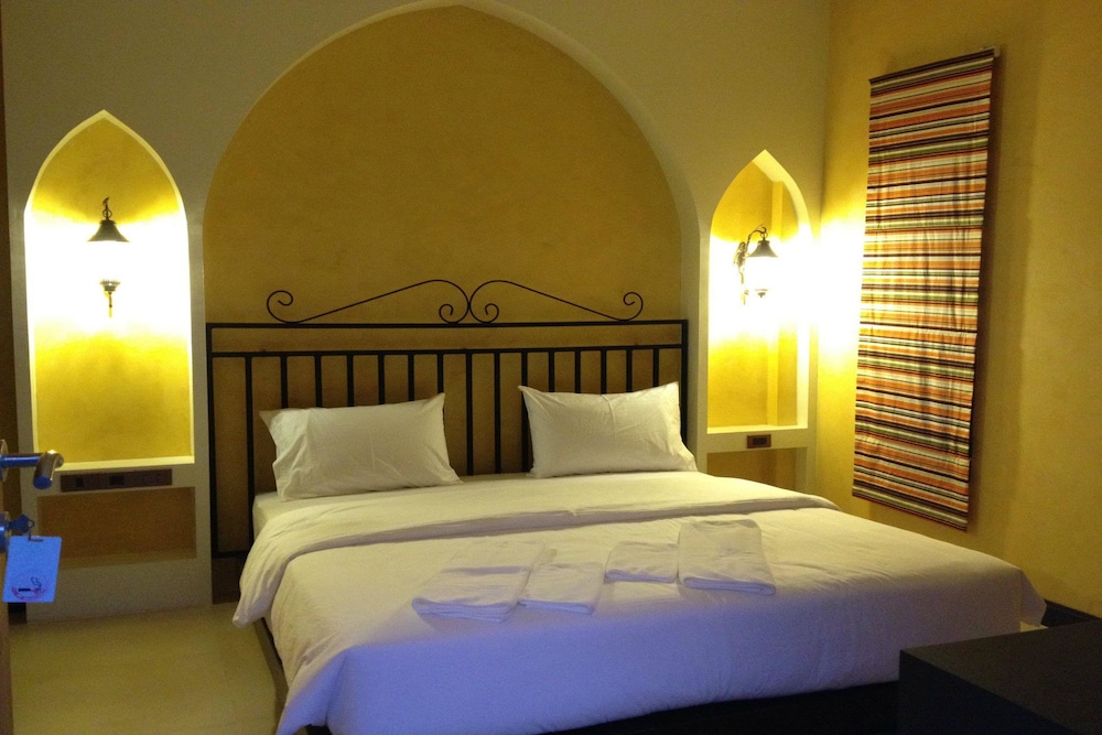 the sixnature resort bangsaen