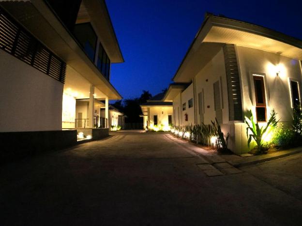 the sixnature resort bangsaen