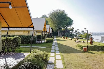 The Camp Chiangkhan,Near Wat Mahathat Chiang Khan Square,3 star