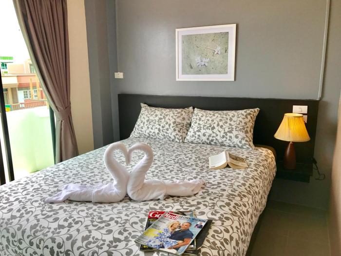 the beach cha am residence