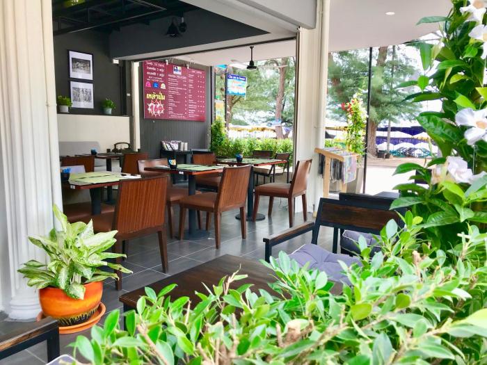 the beach cha am residence