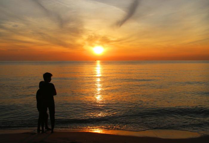 the beach cha am residence