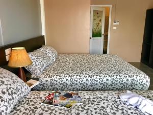 the beach cha am residence