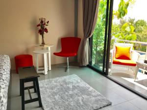 the beach cha am residence