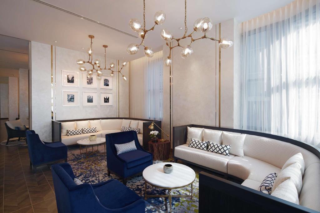 hyatt place bangkok sukhumvit 24