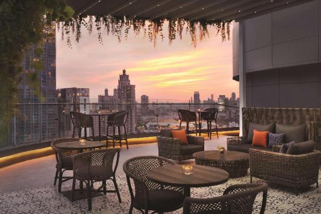 hyatt place bangkok sukhumvit 24